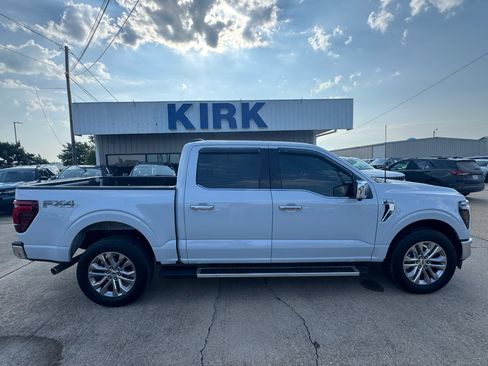 Used 2025 Ford F150 Lariat w/ Equipment Group 502A High AWD/4WD image 8