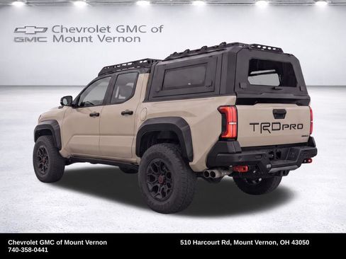 Used 2025 Toyota Tacoma TRD Pro w/ Tow Tech Package AWD/4WD image 18