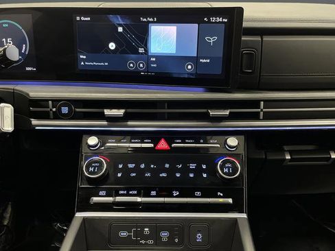 Used 2024 Hyundai Santa Fe Limited image 9