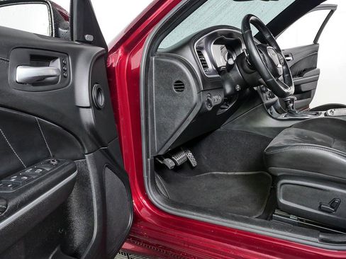 Used 2020 Dodge Charger Scat Pack RWD image 7