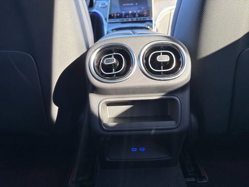 New 2026 Mercedes-Benz GLC 300 4MATIC image 19