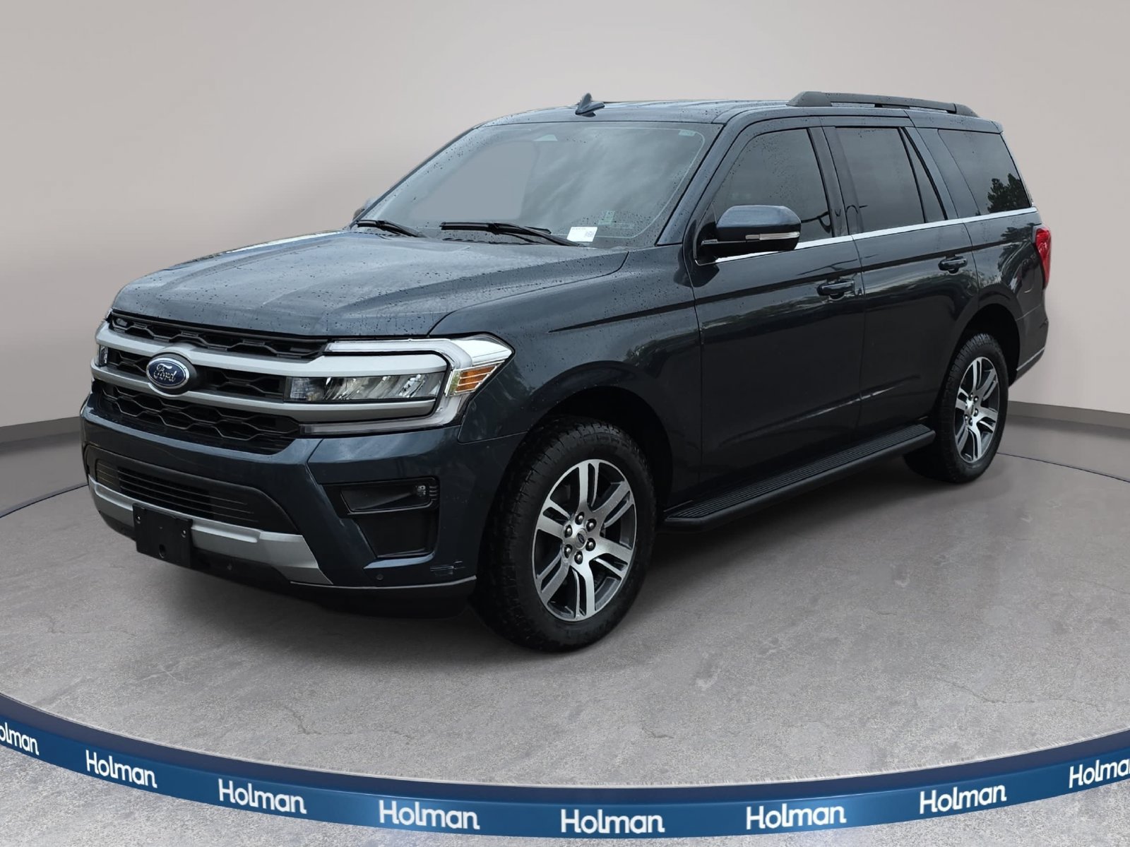 Used 2024 Ford Expedition XLT AWD/4WD image 1