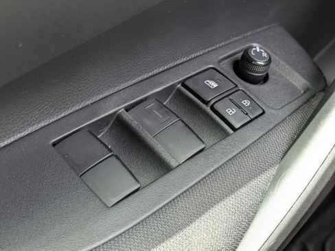 Used 2023 Toyota Corolla LE FWD image 22