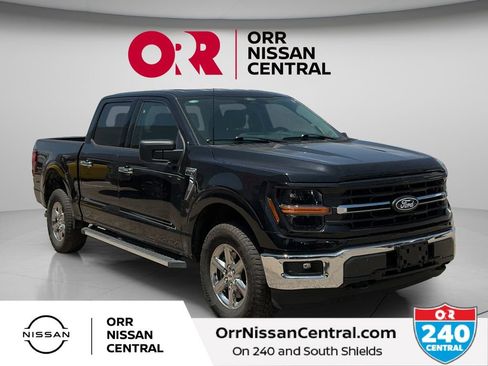 Used 2025 Ford F150 XLT w/ Equipment Group 301A Standard AWD/4WD image 3