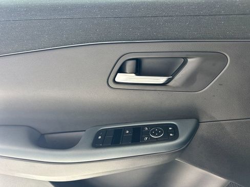 New 2026 Nissan Leaf SV+ w/ Illuminated Package image 10