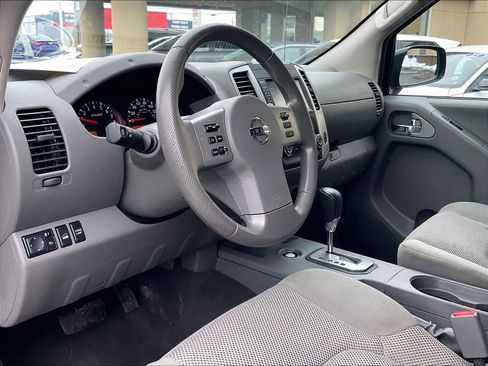 Certified 2021 Nissan Frontier SV image 8