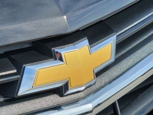 Used 2021 Chevrolet Equinox LS FWD image 30