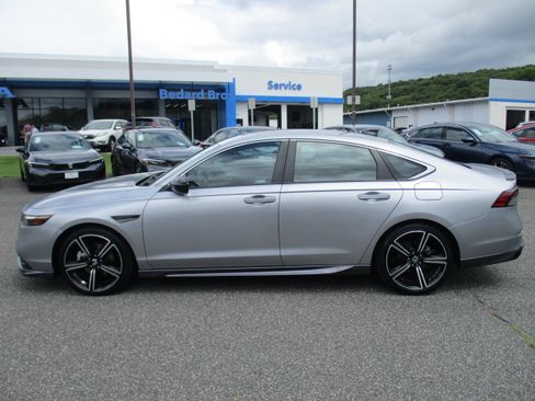 Certified 2023 Honda Accord Sport image 8