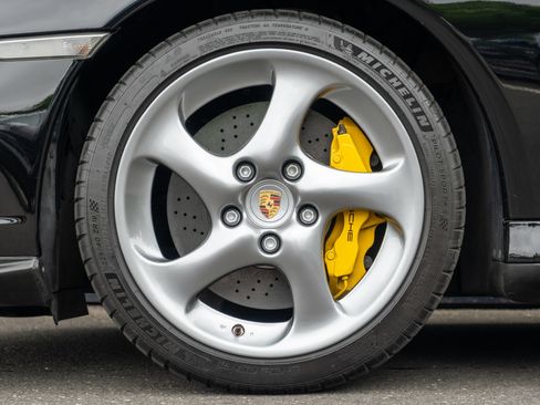 Used 2005 Porsche 911 Turbo AWD/4WD image 12