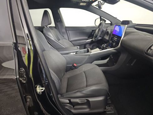 Used 2023 Toyota bZ4X XLE w/ Weather Package image 10