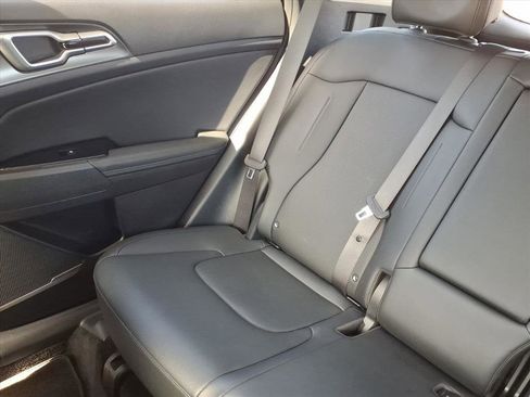 Used 2024 Kia Sportage EX image 22