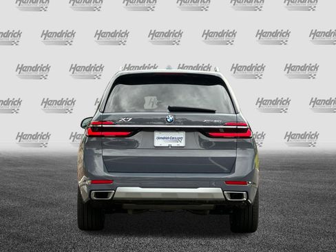 Used 2024 BMW X7 xDrive40i w/ Climate Comfort Package AWD/4WD image 6