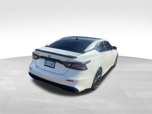 Used 2021 Nissan Maxima SR w/ Sport Mat Group image 11