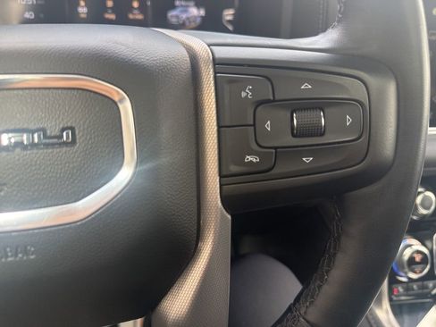 Used 2023 GMC Yukon Denali image 21