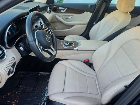 Used 2020 Mercedes-Benz C 300 4MATIC Sedan image 8