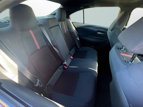 Used 2023 Toyota Corolla SE w/ Carpet Mat Package (TMS) image 17