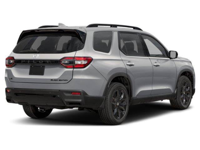 New 2026 Honda Pilot Black Edition image 2