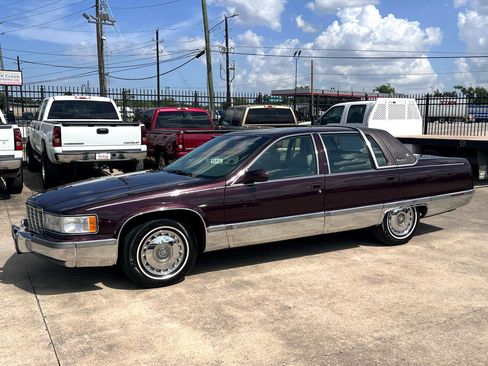 Used 1996 Cadillac Fleetwood Brougham image 28