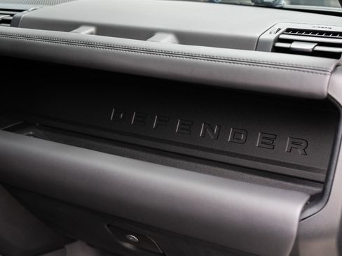 Used 2023 Land Rover Defender 90 Carpathian Edition image 44