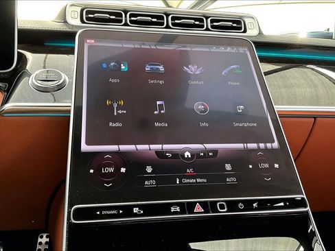 Used 2023 Mercedes-Benz S 500 4MATIC image 34