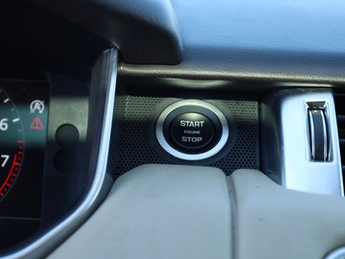 Used 2018 Land Rover Range Rover Sport Supercharged image 12