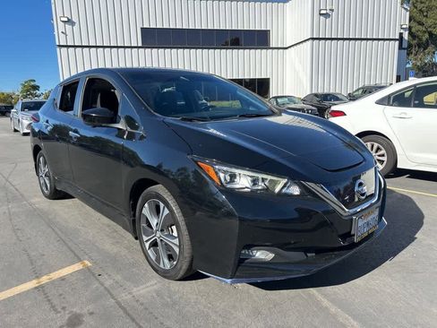 Used 2020 Nissan Leaf SV Plus w/ SV Plus Technology Package image 2