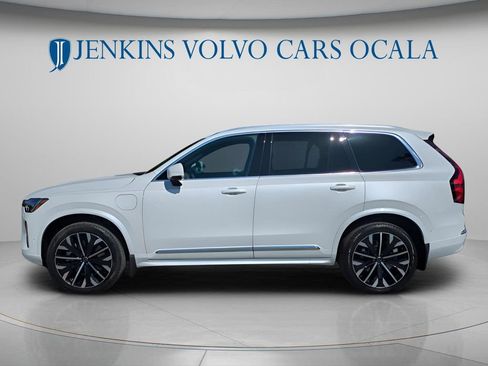 New 2026 Volvo XC90 T8 Plus w/ Protection Package Premier AWD/4WD image 7