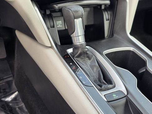 Used 2019 Honda Accord LX image 19