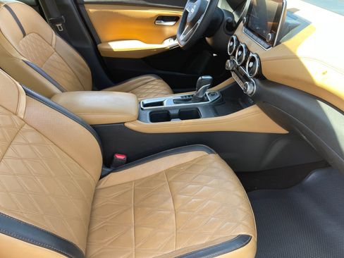 Used 2020 Nissan Sentra SV w/ SV Premium Package FWD image 19