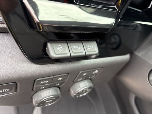 New 2026 Chevrolet Silverado 1500 ZR2 AWD/4WD image 15