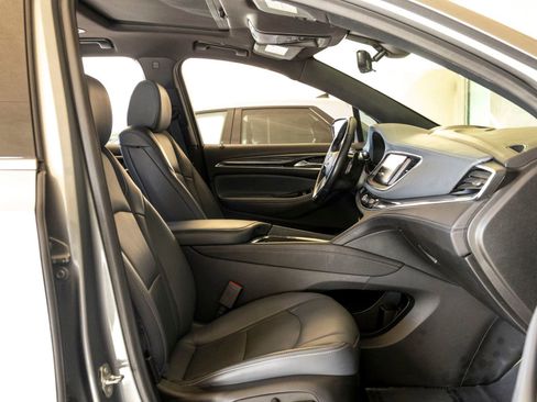 Used 2023 Buick Enclave Premium w/ Experience Buick Package image 28