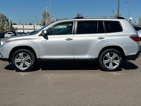 Used 2013 Toyota Highlander Limited AWD/4WD image 7