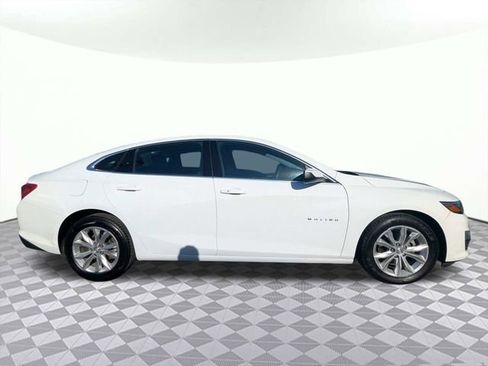 Used 2024 Chevrolet Malibu LT FWD image 2