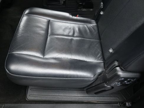 Used 2017 Ford Expedition EL XLT w/ Equipment Group 202A image 25