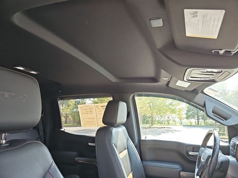Used 2021 GMC Sierra 1500 AT4 AWD/4WD image 12