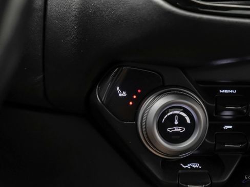 Used 2022 Aston Martin V8 Vantage Coupe RWD image 67