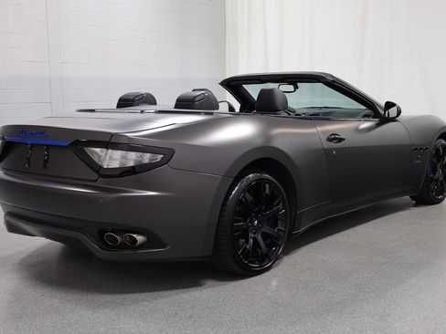 Used 2016 Maserati GranTurismo Convertible image 9