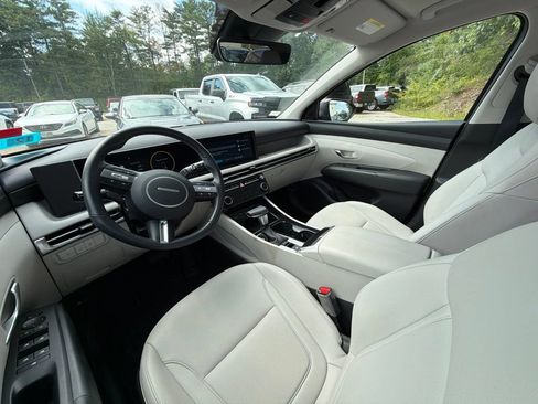 Certified 2025 Hyundai Tucson SEL AWD/4WD image 9