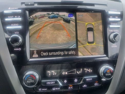 Used 2024 Nissan Murano Platinum w/ Cargo Package image 11