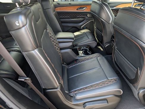 Used 2023 Jeep Grand Cherokee L Summit AWD/4WD image 22