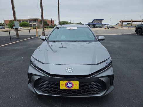 Certified 2026 Toyota Camry SE w/ Convenience Package FWD image 8