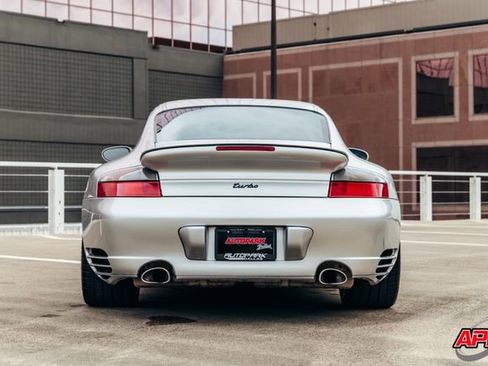 Used 2001 Porsche 911 Turbo image 18
