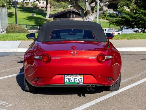 Used 2016 MAZDA MX-5 Miata Grand Touring image 11