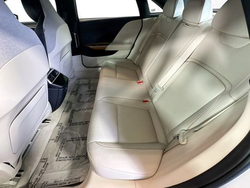 Used 2023 Lucid Air Touring image 22