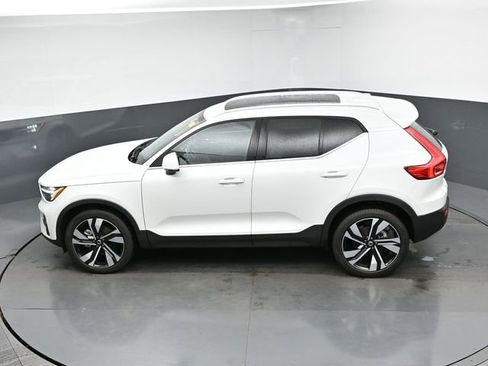 Used 2024 Volvo XC40 B5 Ultimate w/ Climate Package AWD/4WD image 20