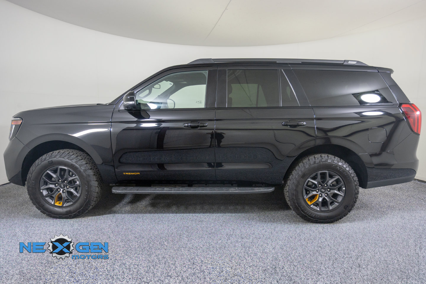 Used 2026 Ford Expedition Tremor AWD/4WD image 27