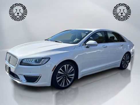 Used 2019 Lincoln MKZ Reserve image 1
