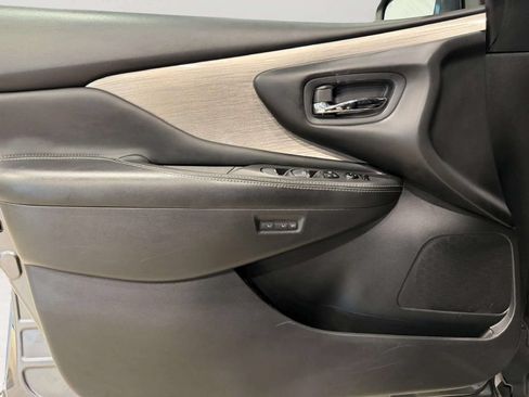 Used 2016 Nissan Murano SL w/ SL Technology Package AWD/4WD image 16
