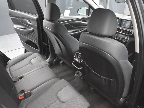 Used 2019 Hyundai Santa Fe SE image 18