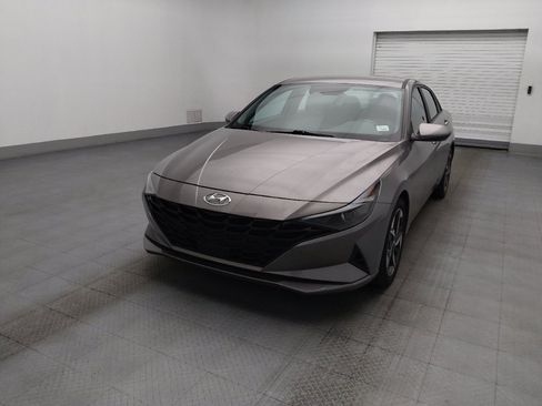 Used 2023 Hyundai Elantra SEL w/ Convenience Package FWD image 15